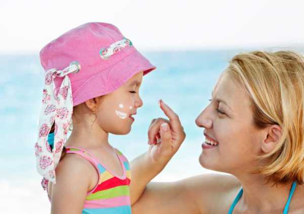 Keeping Sunscreen on children